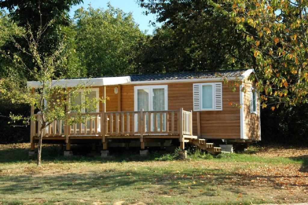 Deluxe Two-Bedroom Bungalow